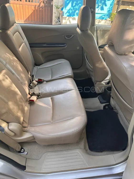 Honda BR-V 2017 for Sale in Karachi Honda BR-V 2017 for Sale in Karachi Image-16