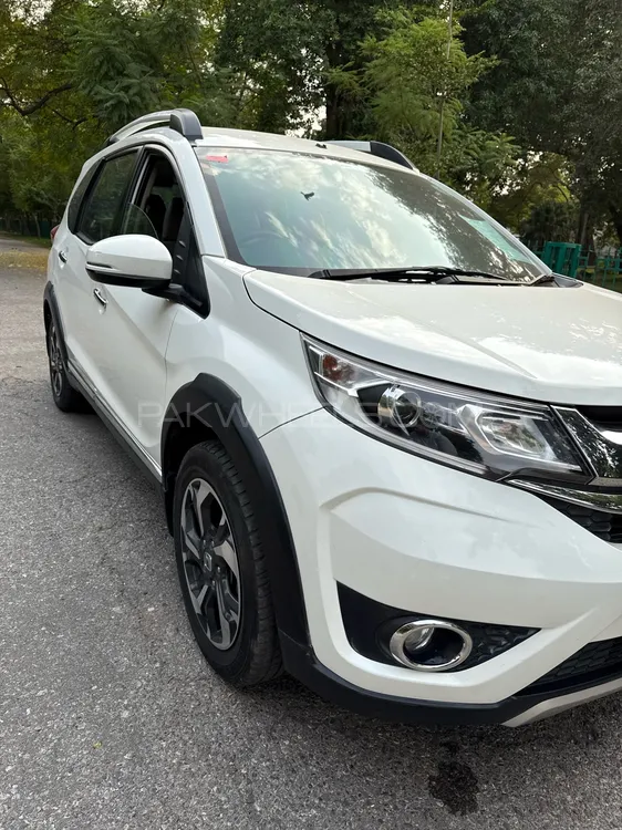 Honda BR-V 2017 for Sale in Lahore Honda BR-V 2017 for Sale in Lahore Image-3