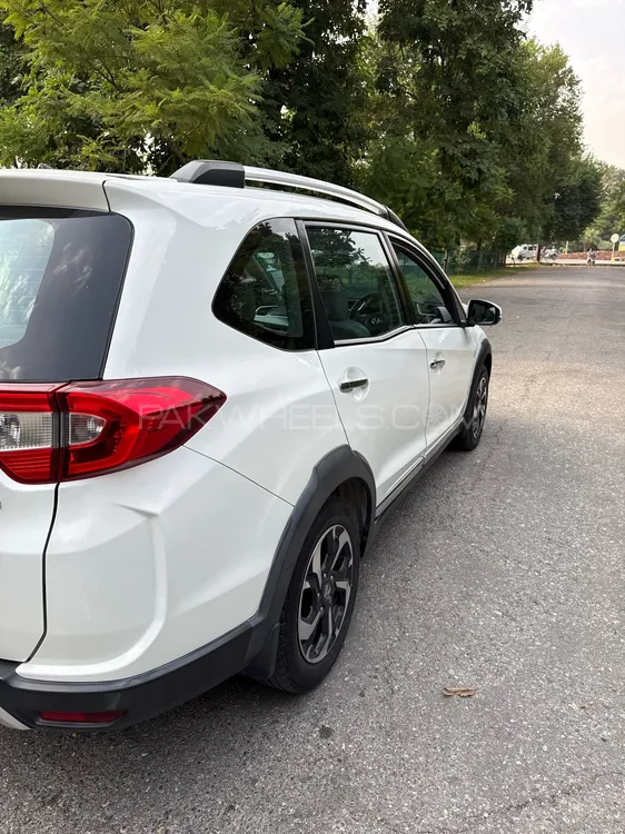 Honda BR-V 2017 for Sale in Lahore Honda BR-V 2017 for Sale in Lahore Image-6