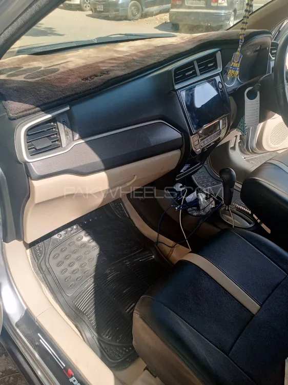 Honda BR-V 2019 for Sale in Karachi Honda BR-V 2019 for Sale in Karachi Image-13