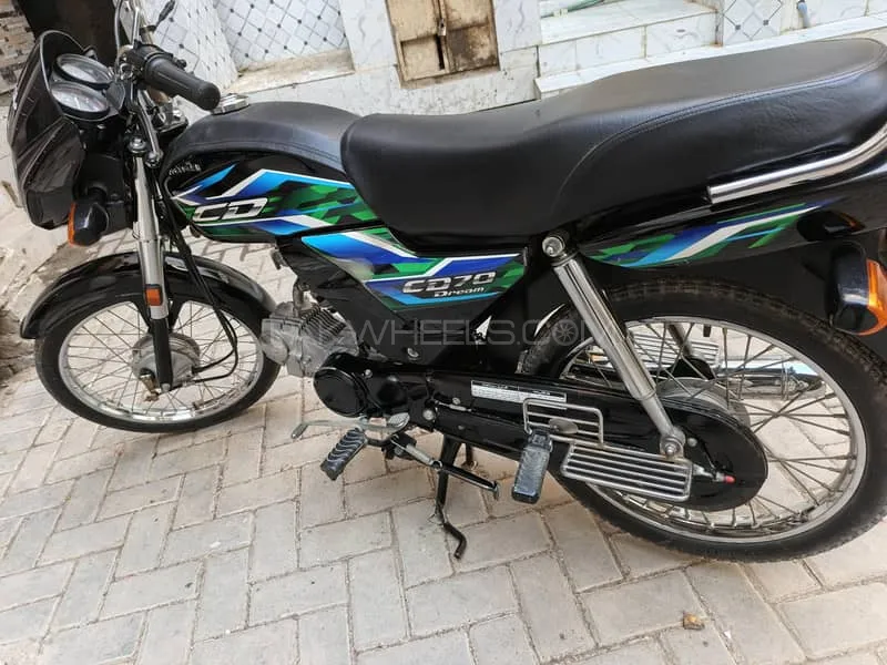 Honda CD 70 Dream 2025 for Sale Honda CD 70 Dream 2025 for Sale Image-3