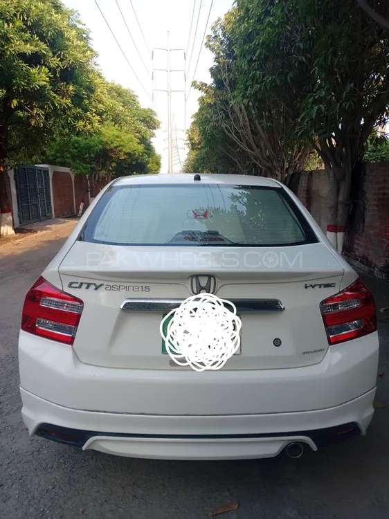 Honda City 2015 for Sale in Lahore Honda City 2015 for Sale in Lahore Image-2