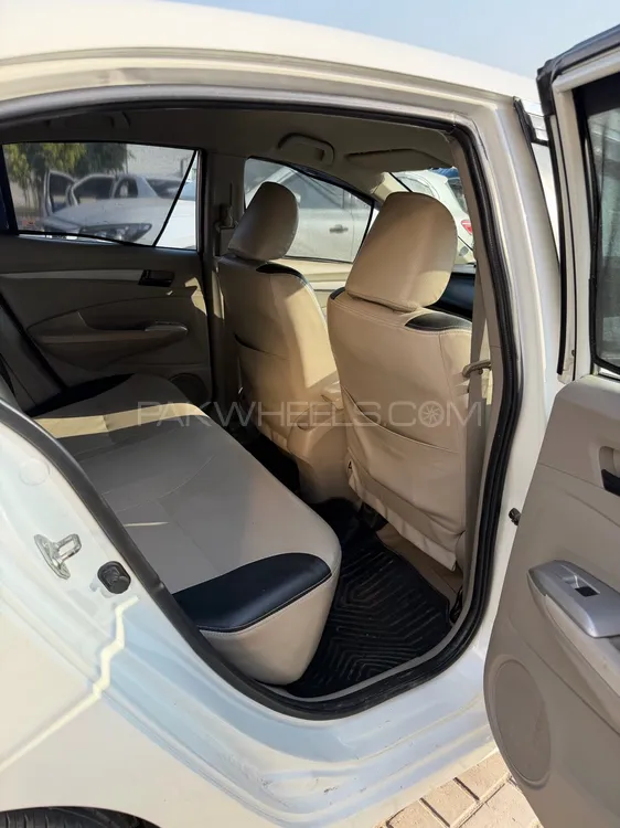 Honda City 2018 for Sale in Sialkot Honda City 2018 for Sale in Sialkot Image-5