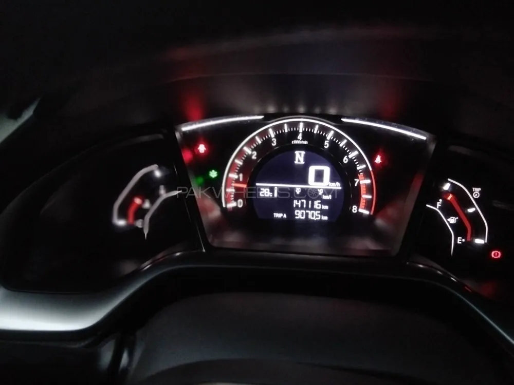 Honda Civic 2020 for Sale in Lahore Honda Civic 2020 for Sale in Lahore Image-13