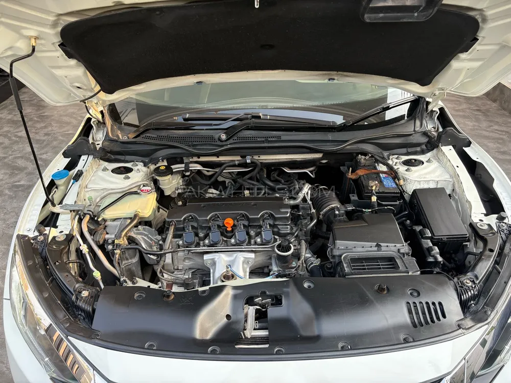 Honda Civic 2017 for Sale in Lahore Honda Civic 2017 for Sale in Lahore Image-17