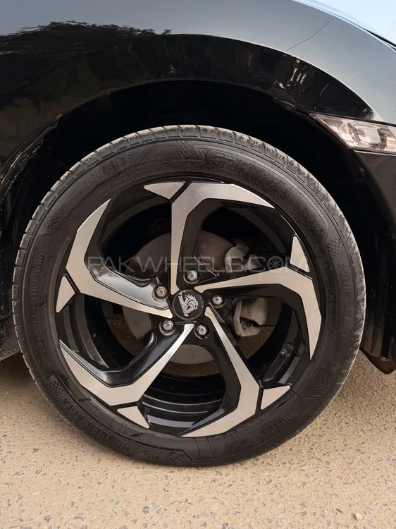 Honda Civic 2018 for Sale in Karachi Honda Civic 2018 for Sale in Karachi Image-18
