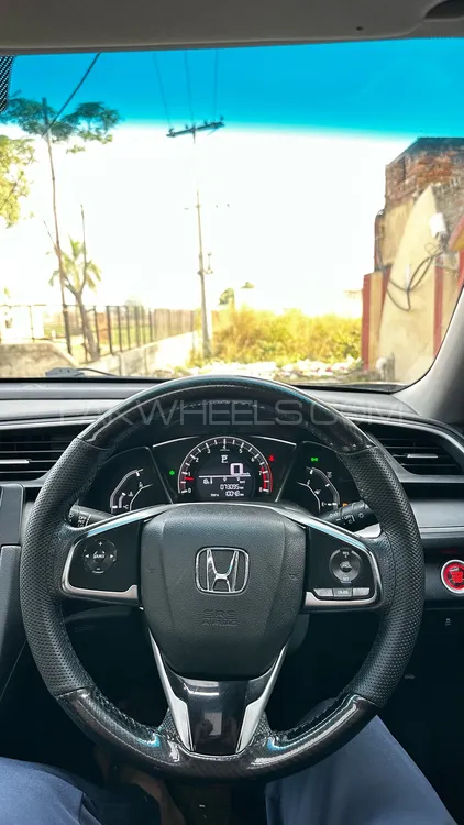 Honda Civic 2018 for Sale in Sialkot Honda Civic 2018 for Sale in Sialkot Image-10