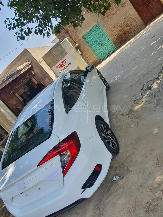 Honda Civic 2018 for Sale in D.G.Khan Honda Civic 2018 for Sale in D.G.Khan Image-9