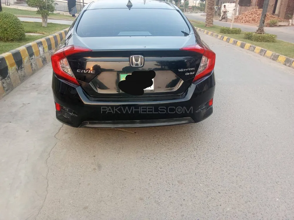 Honda Civic 2018 for Sale in Sargodha Honda Civic 2018 for Sale in Sargodha Image-4