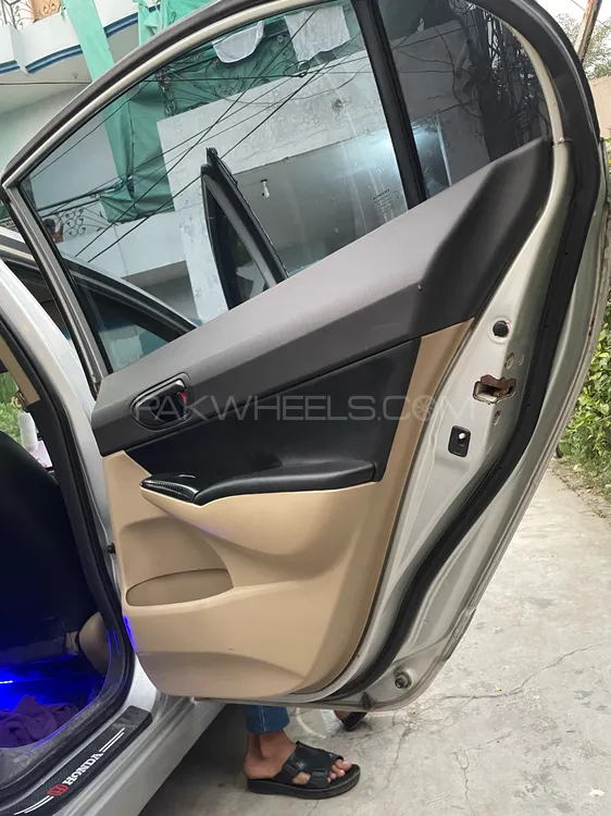 Honda Civic 2007 for Sale in Lahore Honda Civic 2007 for Sale in Lahore Image-13