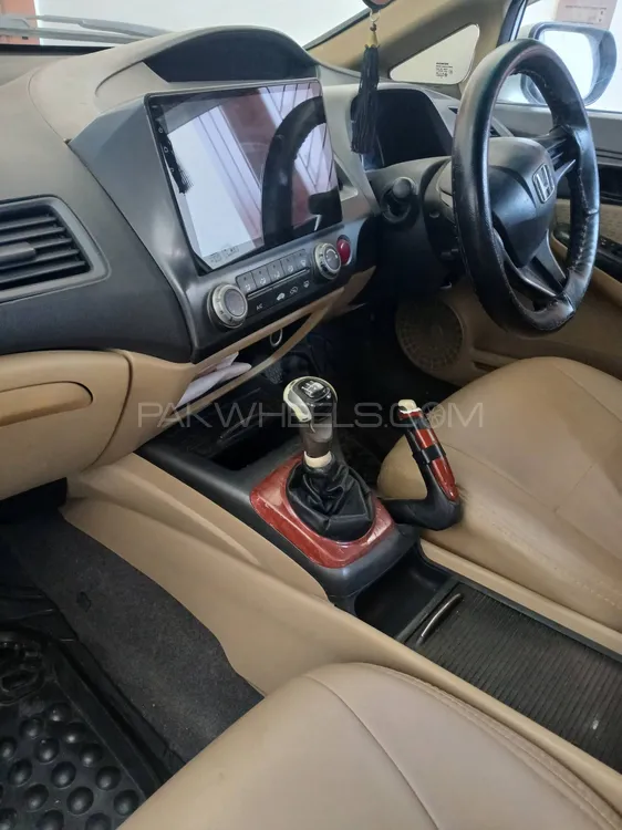 Honda Civic 2009 for Sale in Rawalpindi Honda Civic 2009 for Sale in Rawalpindi Image-6