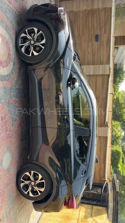 Honda Vezel 2019 for Sale in Lahore Honda Vezel 2019 for Sale in Lahore Image-3