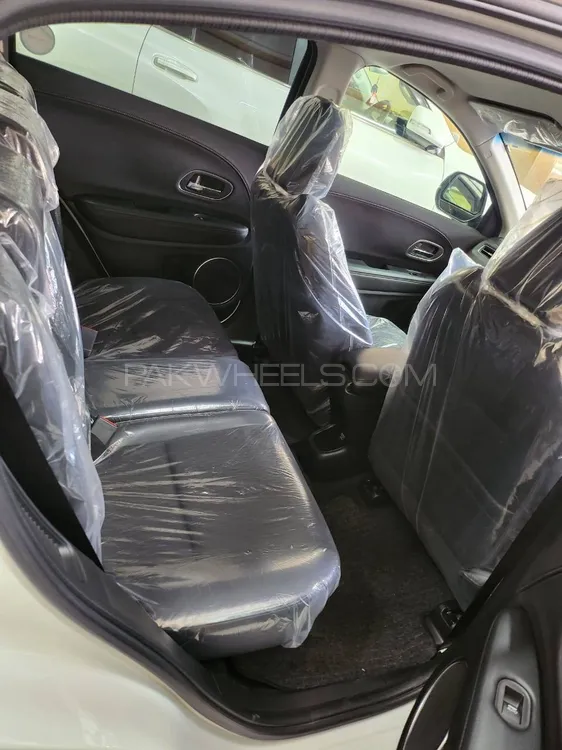 Honda Vezel 2019 for Sale in Multan Honda Vezel 2019 for Sale in Multan Image-3