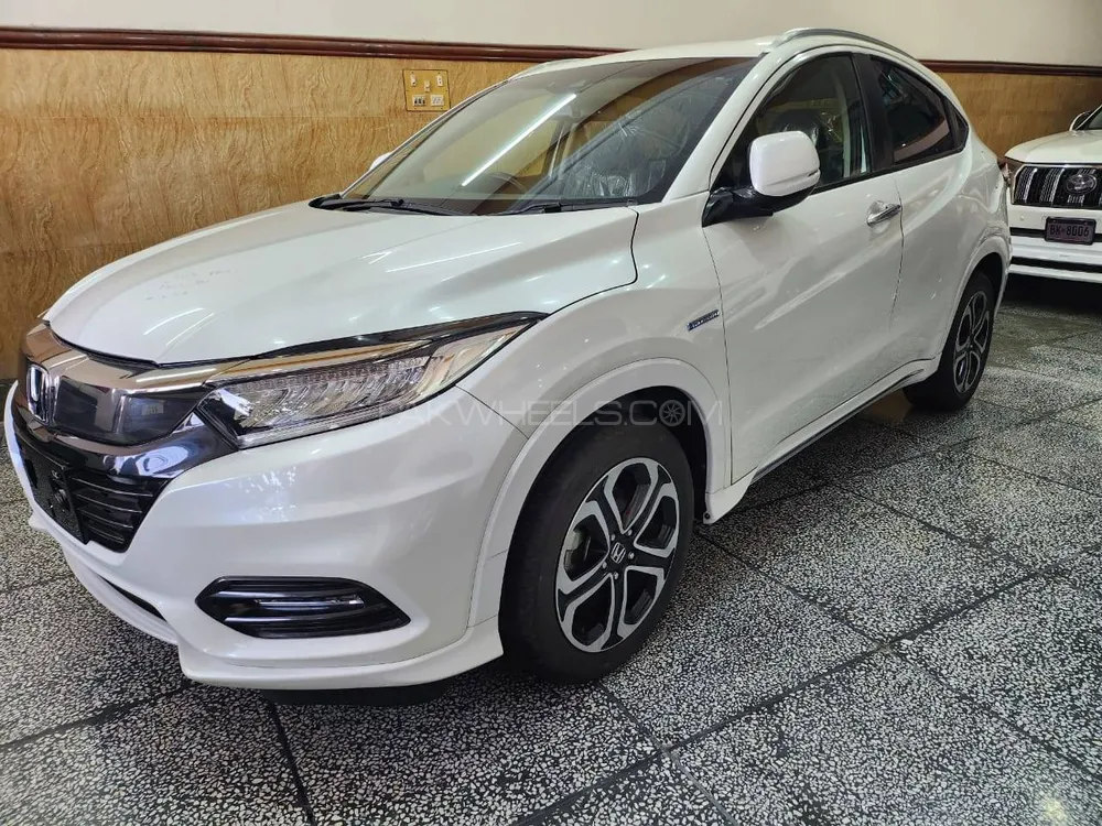 Honda Vezel 2019 for Sale in Multan Honda Vezel 2019 for Sale in Multan Image-13