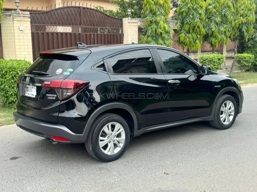 Honda Vezel 2019 for Sale in Lahore Honda Vezel 2019 for Sale in Lahore Image-14