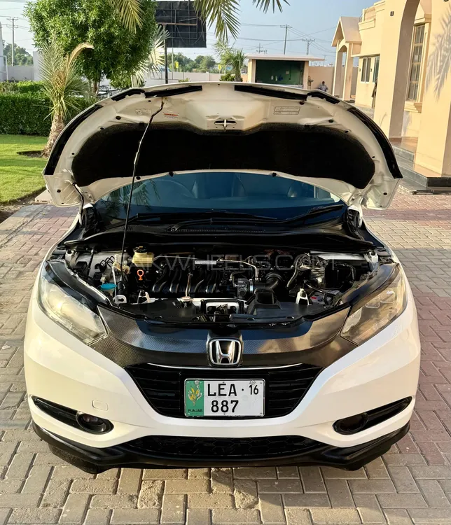 Honda Vezel 2013 for Sale in Multan Honda Vezel 2013 for Sale in Multan Image-6