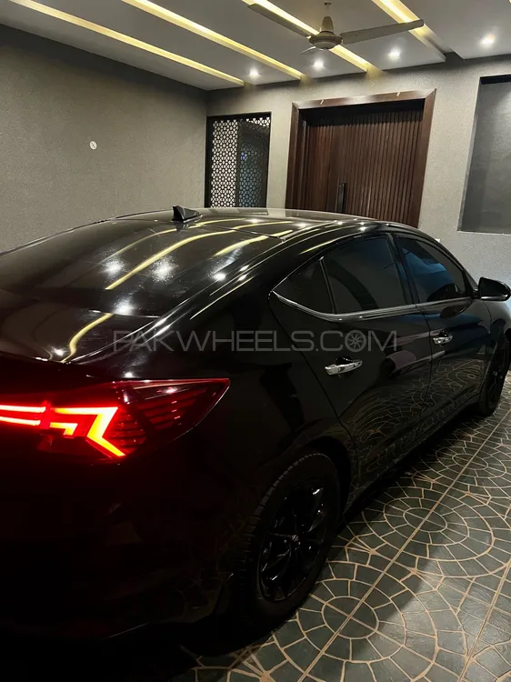 Hyundai Elantra 2022 for Sale in Multan Hyundai Elantra 2022 for Sale in Multan Image-3