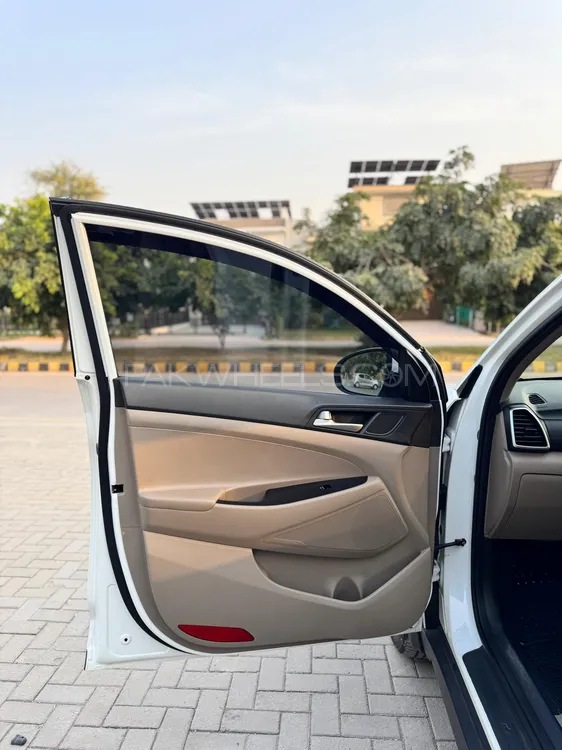Hyundai Tucson 2022 for Sale in Islamabad Hyundai Tucson 2022 for Sale in Islamabad Image-12