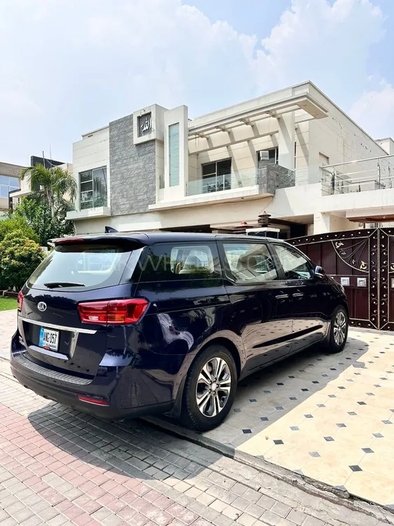KIA Carnival 2019 for Sale in Lahore KIA Carnival 2019 for Sale in Lahore Image-1
