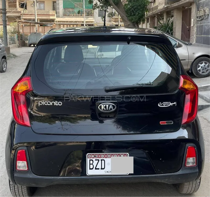 KIA Picanto 2023 for Sale in Karachi KIA Picanto 2023 for Sale in Karachi Image-4
