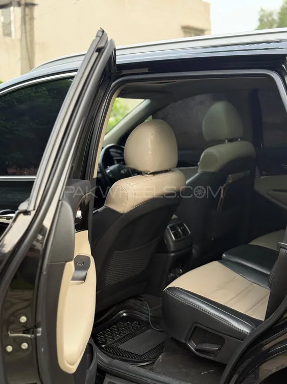 KIA Sorento 2022 for Sale in Lahore KIA Sorento 2022 for Sale in Lahore Image-3