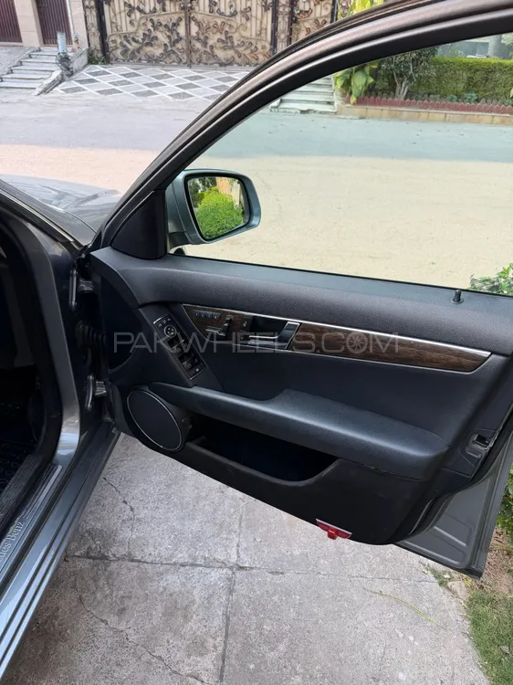 Mercedes Benz C Class 2008 for Sale in Islamabad Mercedes Benz C Class 2008 for Sale in Islamabad Image-9