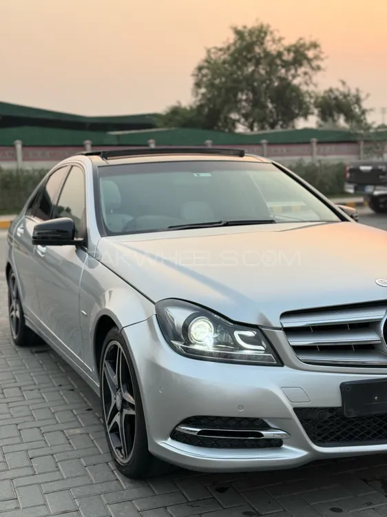 Mercedes Benz C Class 2011 for Sale in Multan Image-1