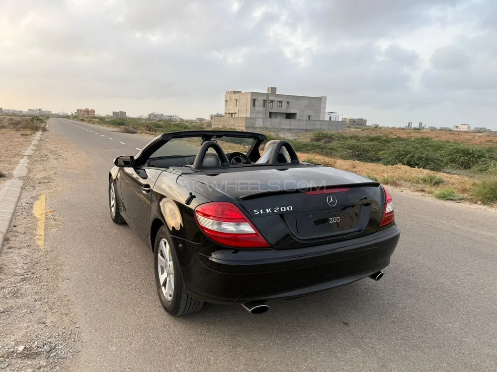 Mercedes Benz SLK Class 2004 for Sale in Karachi Mercedes Benz SLK Class 2004 for Sale in Karachi Image-7