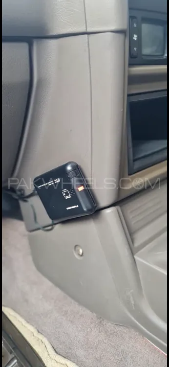 مٹسوبیشی پجیرو 1992 for Sale in پشاور مٹسوبیشی پجیرو 1992 for Sale in پشاور Image-5