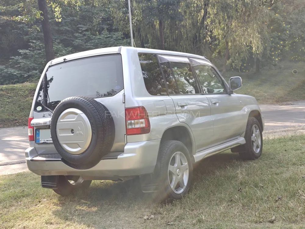 Mitsubishi Pajero 2003 for Sale in Islamabad Mitsubishi Pajero 2003 for Sale in Islamabad Image-4