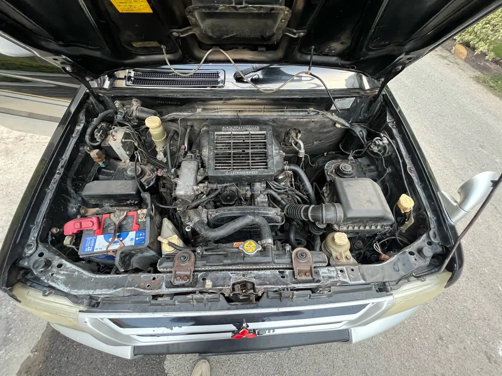 مٹسوبیشی پجیرو منی 2006 for Sale in اسلام آباد مٹسوبیشی پجیرو منی 2006 for Sale in اسلام آباد Image-5