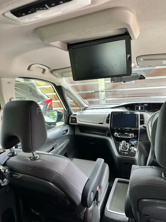 Nissan Serena 2019 for Sale in Gujranwala Nissan Serena 2019 for Sale in Gujranwala Image-9