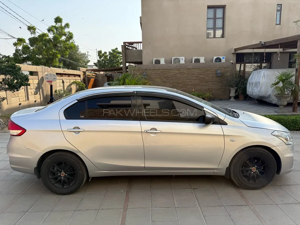 Suzuki Ciaz 2019 for Sale in Karachi Suzuki Ciaz 2019 for Sale in Karachi Image-6