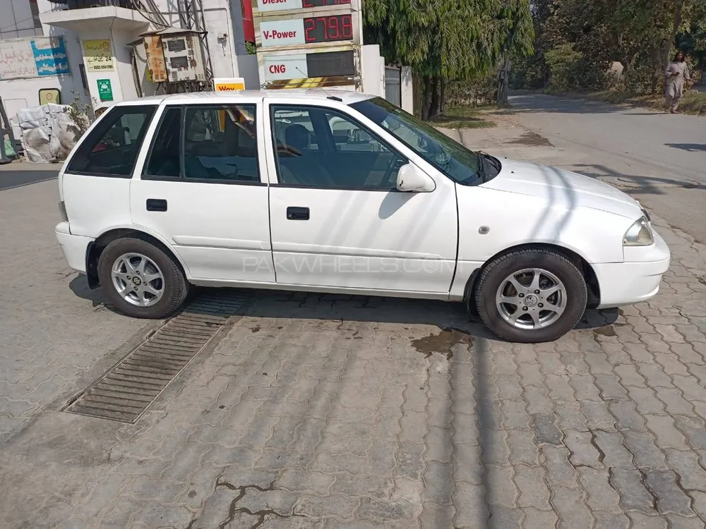 Suzuki Cultus 2016 for Sale in Lahore Suzuki Cultus 2016 for Sale in Lahore Image-4