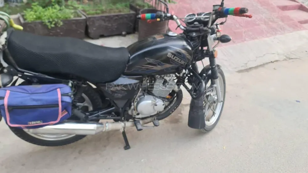 Suzuki GS 150 SE 2019 for Sale Suzuki GS 150 SE 2019 for Sale Image-10