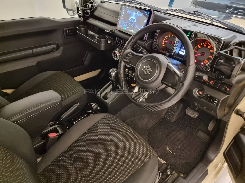 Suzuki Jimny 2020 for Sale in Karachi Suzuki Jimny 2020 for Sale in Karachi Image-2