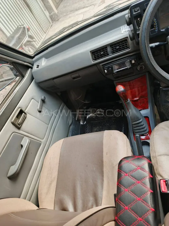 Suzuki Mehran 2010 for Sale in Lahore Suzuki Mehran 2010 for Sale in Lahore Image-7