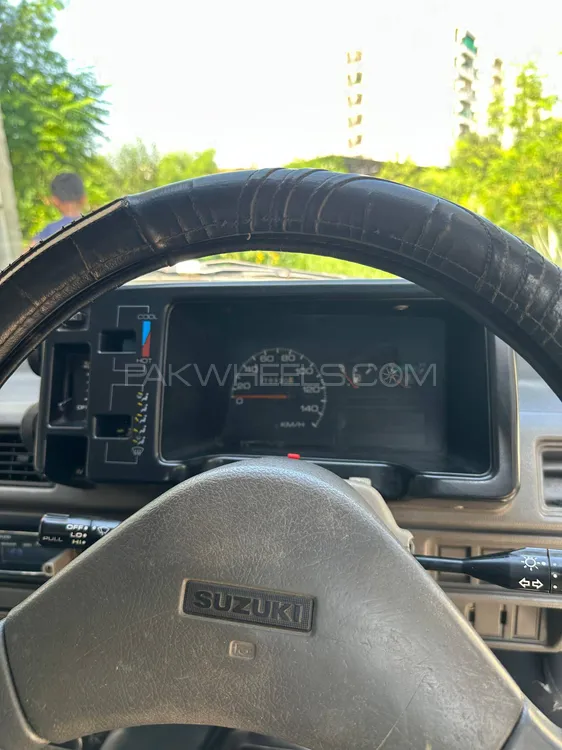 Suzuki Mehran 2015 for Sale in Lahore Suzuki Mehran 2015 for Sale in Lahore Image-5