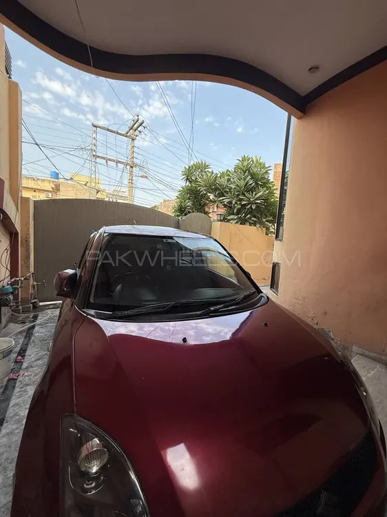 Suzuki Swift 2011 for Sale in Lahore Suzuki Swift 2011 for Sale in Lahore Image-5