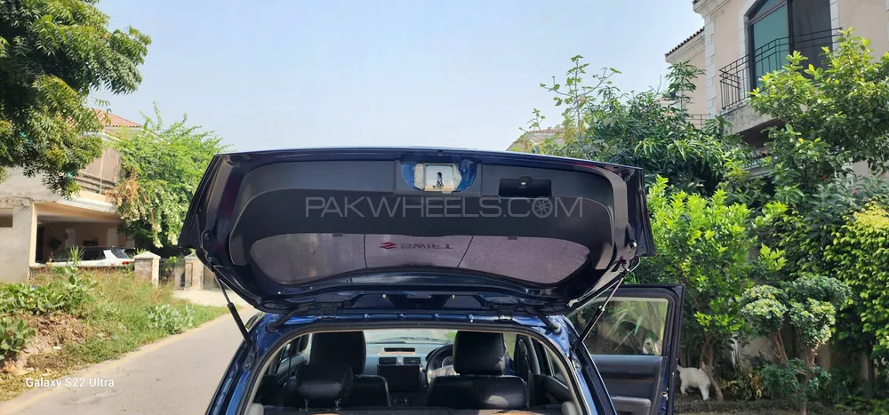 Suzuki Swift 2012 for Sale in Lahore Suzuki Swift 2012 for Sale in Lahore Image-12