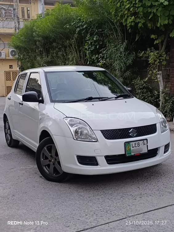Suzuki Swift 2014 for Sale in Rawalpindi Suzuki Swift 2014 for Sale in Rawalpindi Image-3