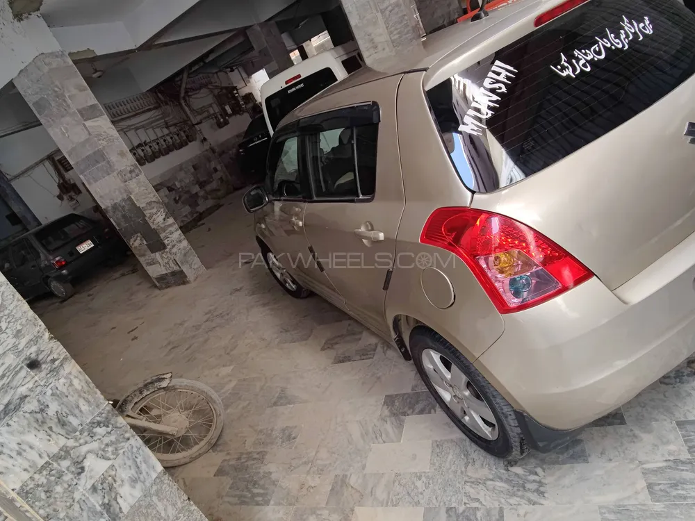 Suzuki Swift 2015 for Sale in Karachi Suzuki Swift 2015 for Sale in Karachi Image-5