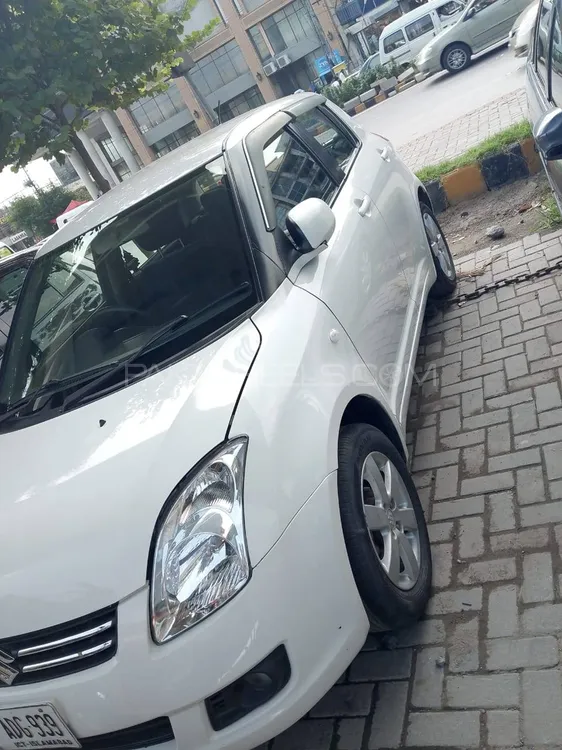 Suzuki Swift 2017 for Sale in Rawalpindi Suzuki Swift 2017 for Sale in Rawalpindi Image-3