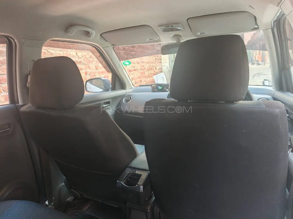 Suzuki Swift 2017 for Sale in Lahore Suzuki Swift 2017 for Sale in Lahore Image-5