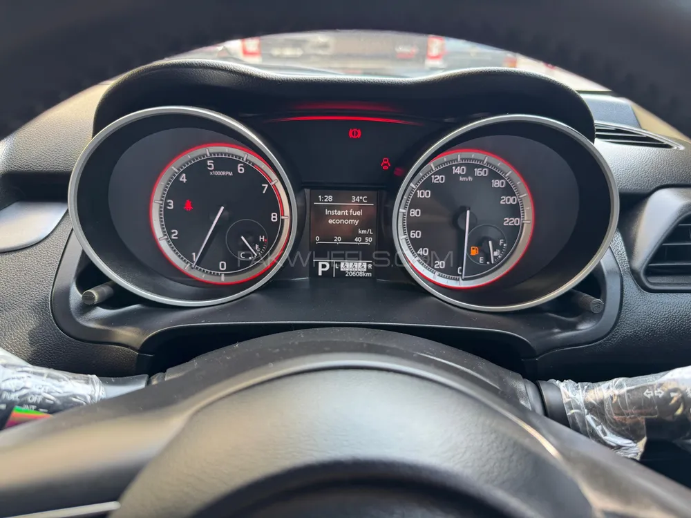 Suzuki Swift 2024 for Sale in Hyderabad Suzuki Swift 2024 for Sale in Hyderabad Image-9