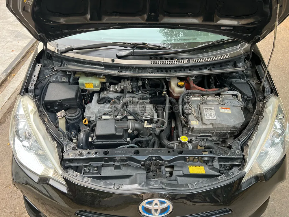 Toyota Aqua 2012 for Sale in Lahore Toyota Aqua 2012 for Sale in Lahore Image-11