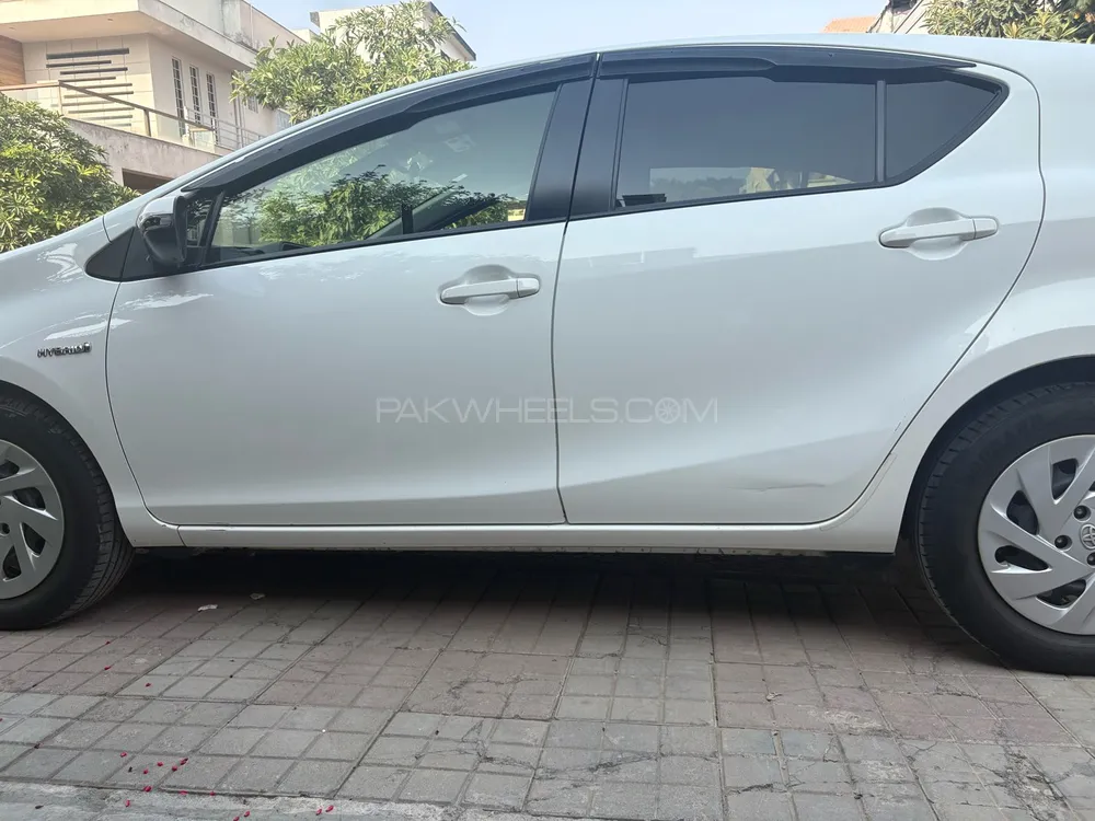 Toyota Aqua 2018 for Sale in Islamabad Toyota Aqua 2018 for Sale in Islamabad Image-4