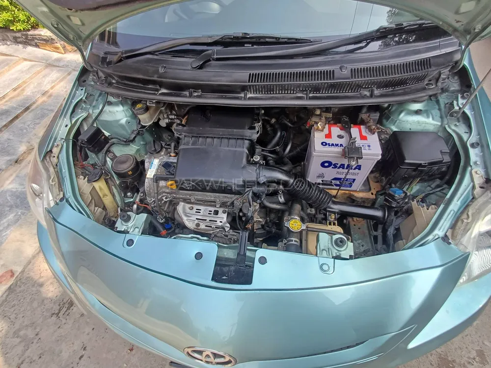 Toyota Belta 2006 for Sale in Lahore Toyota Belta 2006 for Sale in Lahore Image-16