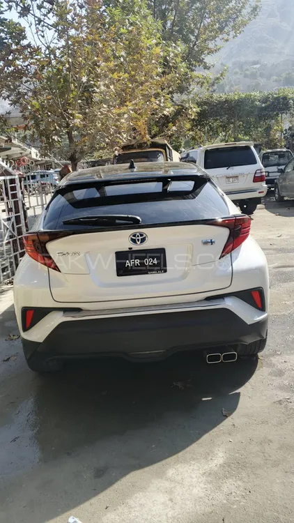 Toyota C-HR 2019 for Sale in Peshawar Toyota C-HR 2019 for Sale in Peshawar Image-10