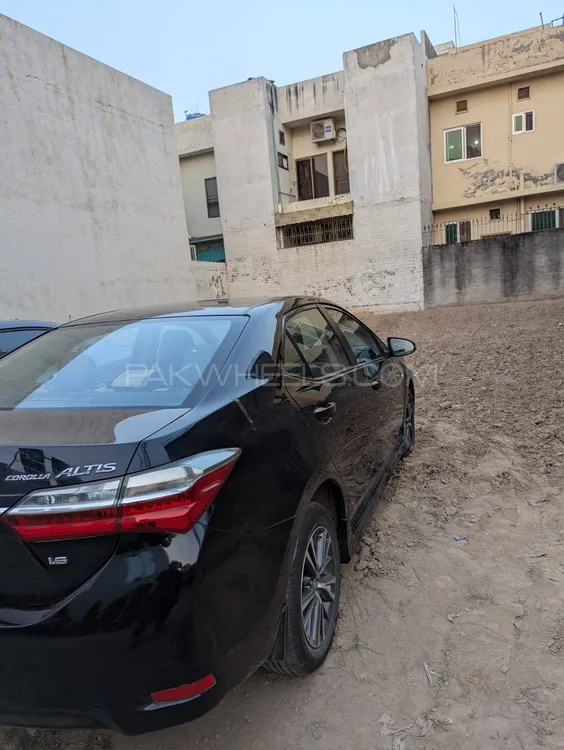Toyota Corolla 2017 for Sale in Lahore Toyota Corolla 2017 for Sale in Lahore Image-8